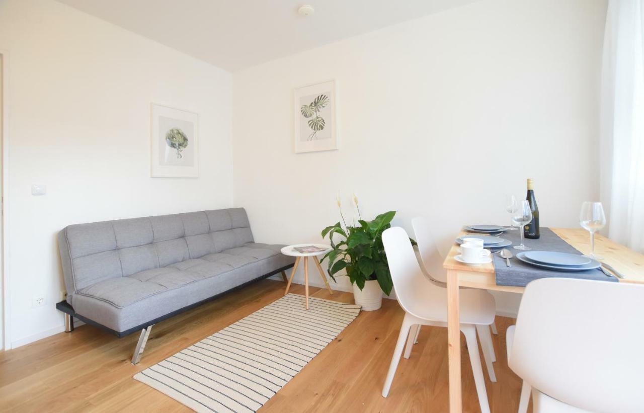 Peaceful Studio Apartment Near Center Innsbruck Eksteriør bilde