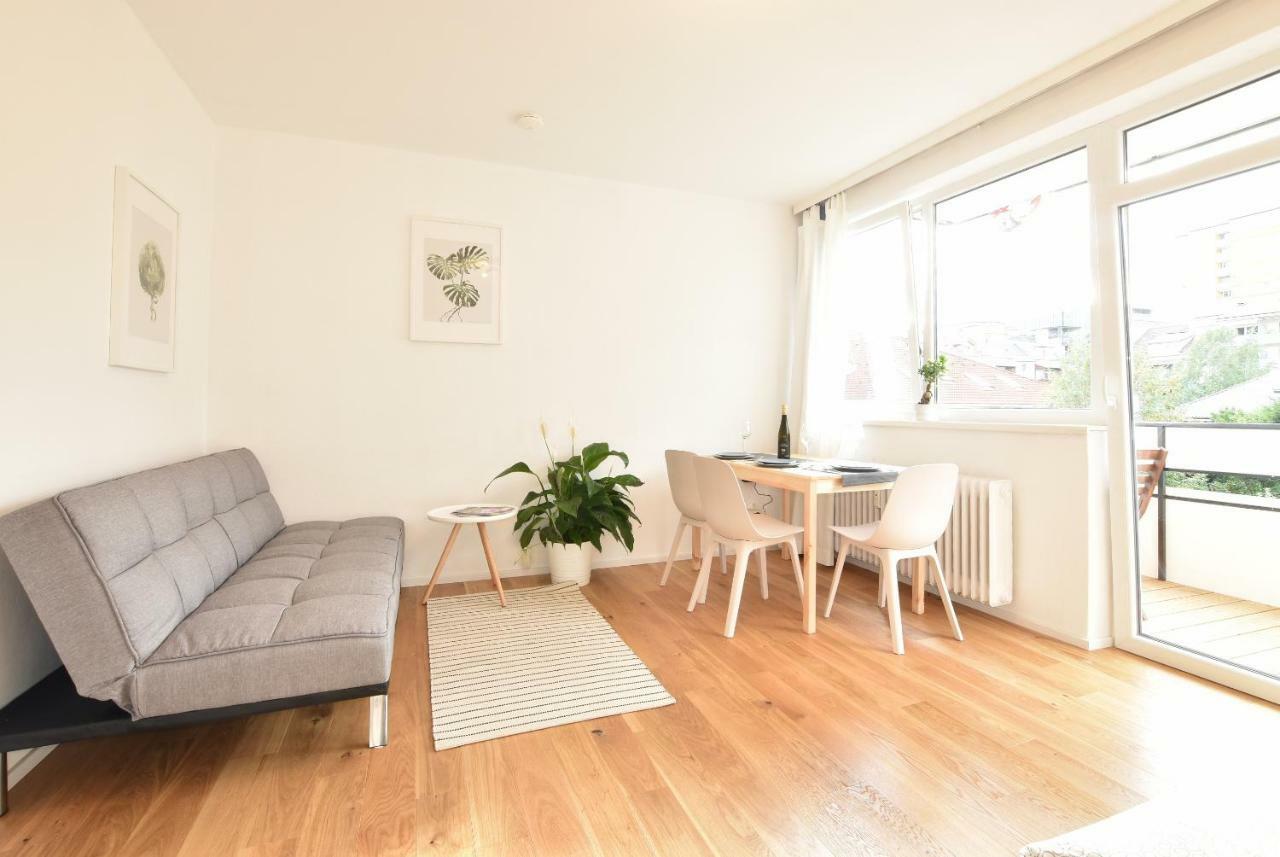 Peaceful Studio Apartment Near Center Innsbruck Eksteriør bilde